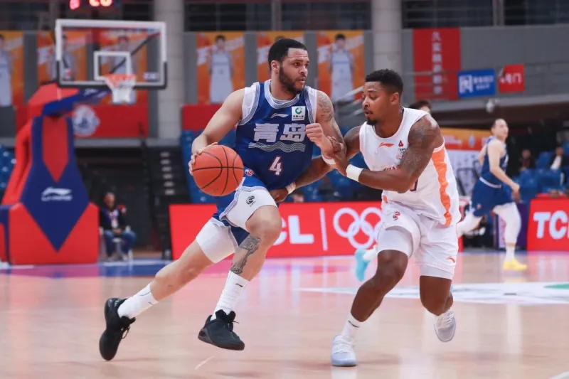 九游娱乐官方网站-青岛男篮总结比赛：五人得分上双，收获第二阶段开门红