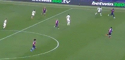 九游娱乐官网-【意甲】伊布传射+乌龙 AC米兰11打10被追2球4比2胜