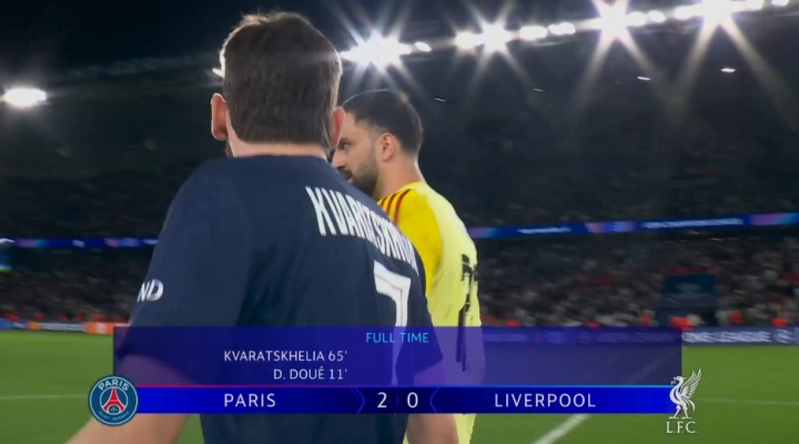 没脾气！评论员：英超冠军vs法甲冠军，差远了！5后卫是错误信号